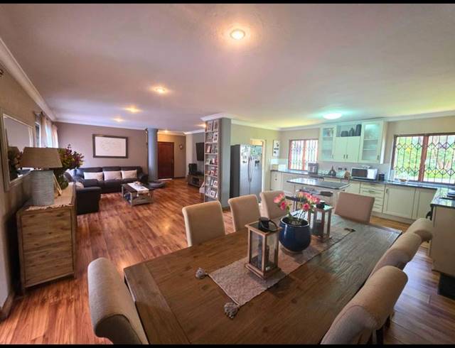 3 BEDROOM TOWNHOUSE FOR SALE IN FAERIE GLEN